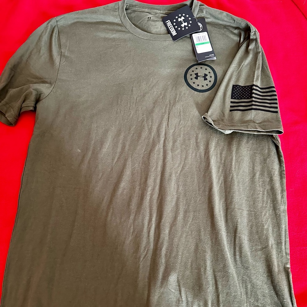Men’s Underarmour T. Freedom by 1775. New With Tags.